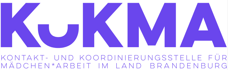 lila farbener Schriftzug "KuKMA Kontakt- und Koordinierungsstelle für Mädchen*arbeit im Land Brandenburg"